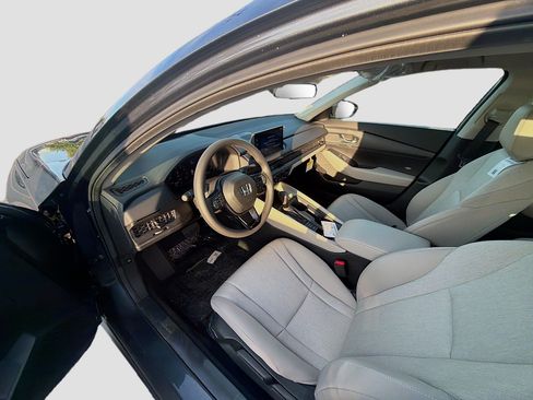 New 2026 Honda Accord LX image 9