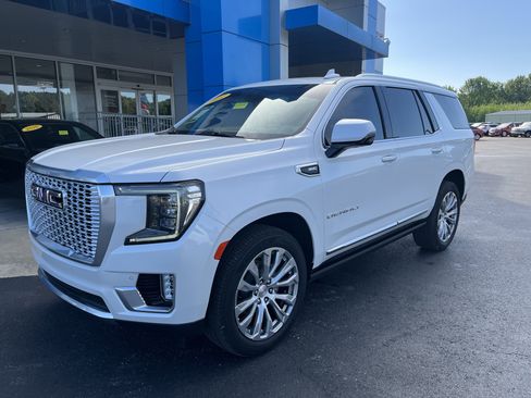 Used 2022 GMC Yukon Denali AWD/4WD image 1