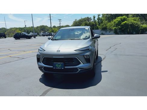 Used 2025 Buick Encore GX Preferred AWD/4WD image 3