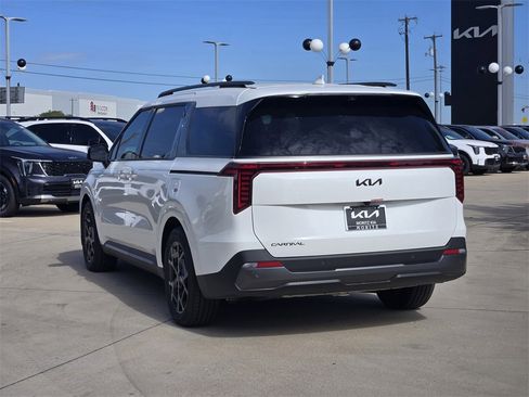 New 2026 Kia Carnival SX Prestige image 3