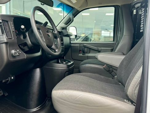 Used 2024 GMC Savana 2500 w/ Driver Convenience Package RWD image 14