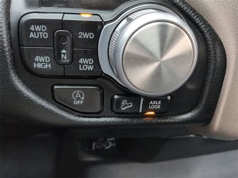 Used 2021 RAM 1500 Laramie w/ Off Road Group image 38