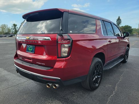 Used 2021 Chevrolet Suburban Premier image 5