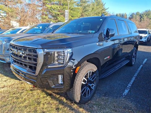 Certified 2024 GMC Yukon XL AT4 w/ Technology Package image 3