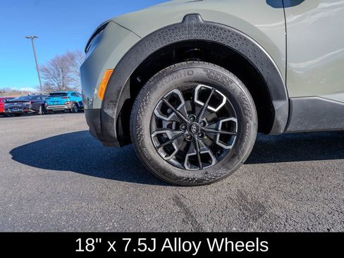 Certified 2024 Hyundai Santa Cruz SEL image 11