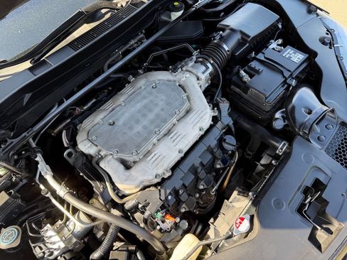 Used 2018 Acura TLX V6 SH-AWD image 14