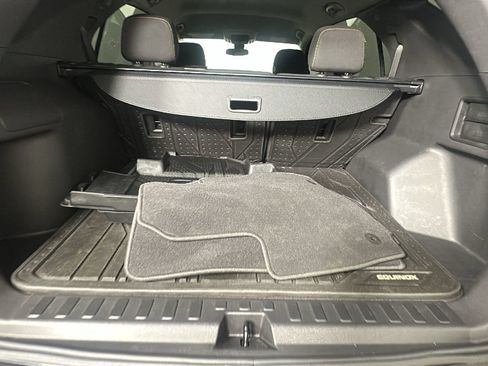 Used 2023 Chevrolet Equinox LT AWD/4WD image 27
