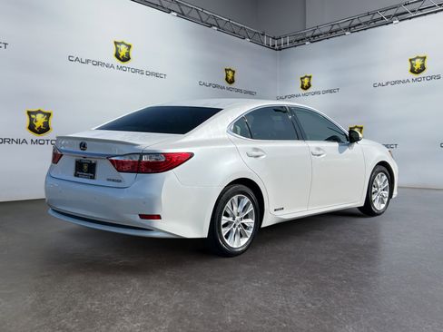 Used 2013 Lexus ES 300h image 5