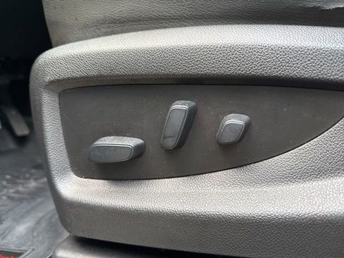 Used 2019 GMC Yukon Denali w/ Denali Ultimate Package image 29