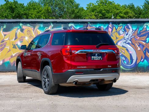 Used 2019 GMC Acadia SLT w/ LPO, Cargo Package FWD image 10