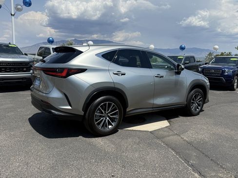 Used 2024 Lexus NX 250 FWD image 5