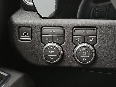 New 2026 GMC Sierra 1500 Elevation AWD/4WD image 19