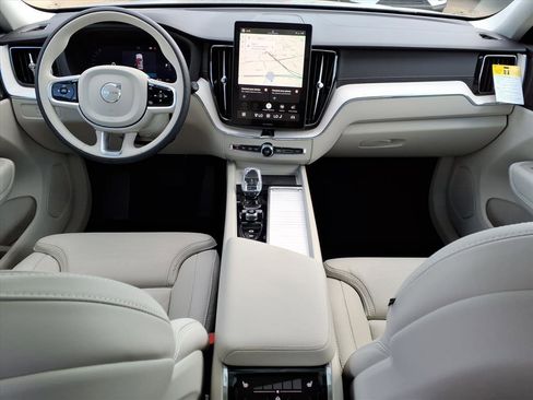 New 2026 Volvo XC60 B5 Ultra w/ Protection Package Premier AWD/4WD image 12
