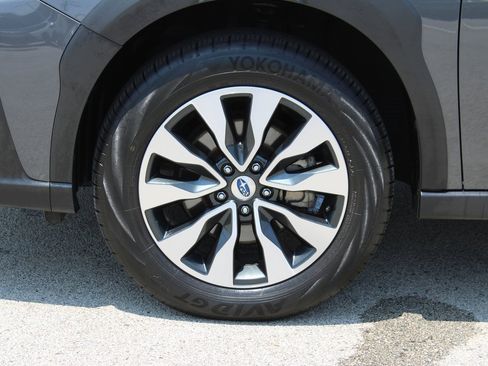 Certified 2023 Subaru Outback Limited image 29