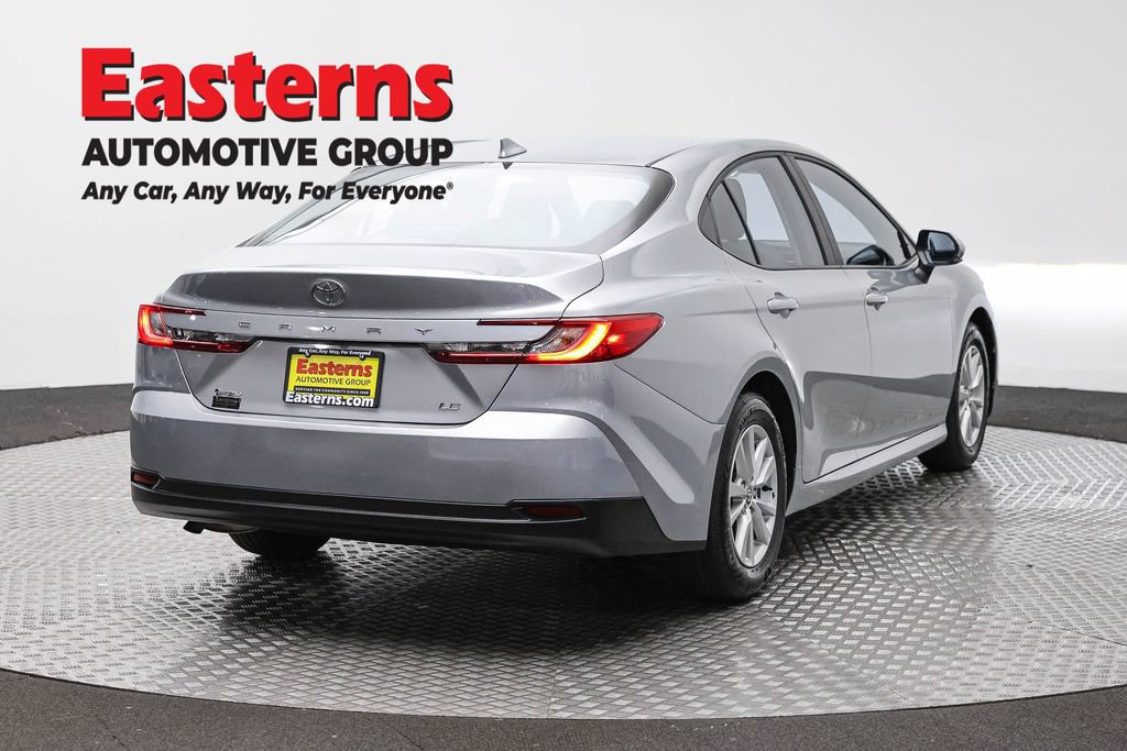 Used 2025 Toyota Camry LE w/ Convenience Package FWD image 6