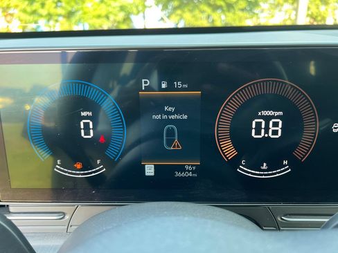 Used 2024 Hyundai Kona SEL FWD image 19