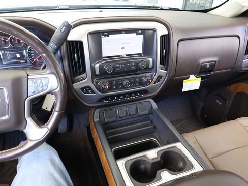 Used 2018 GMC Sierra 1500 SLT AWD/4WD image 45