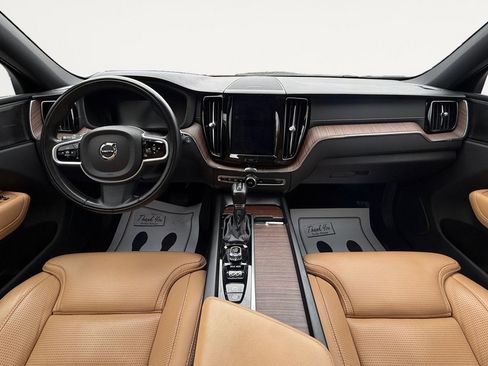 Used 2021 Volvo XC60 T5 Inscription w/ Advanced Package AWD/4WD image 16