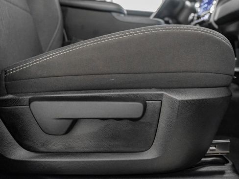 Used 2024 RAM 2500 Big Horn w/ Safety Group image 35