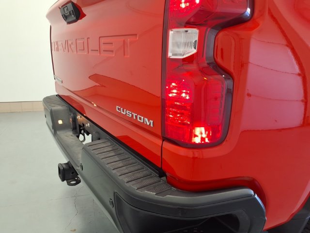 Used 2025 Chevrolet Silverado 2500 Custom w/ Custom Value Package AWD/4WD image 11