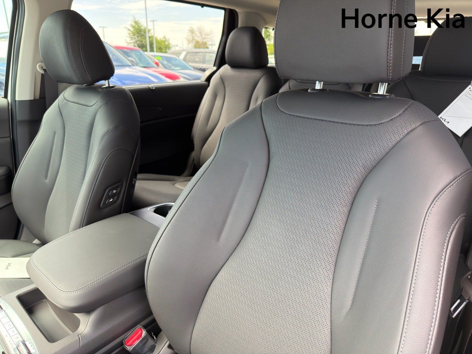 New 2026 Kia Carnival SX Prestige FWD image 10