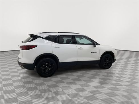 Certified 2024 Chevrolet Blazer LT w/ Convenience Package image 11