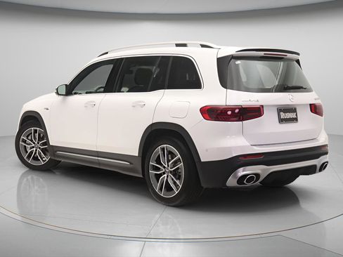 New 2026 Mercedes-Benz GLB 35 AMG 4MATIC image 2