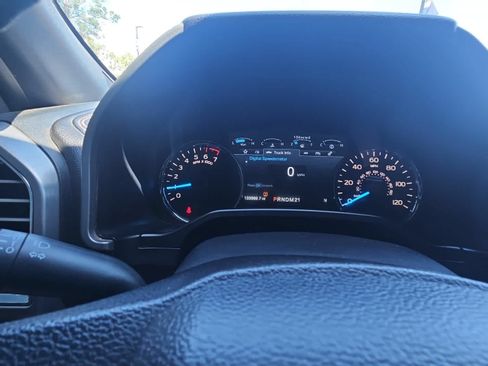 Used 2016 Ford F150 Platinum w/ Equipment Group 701A Luxury RWD image 19
