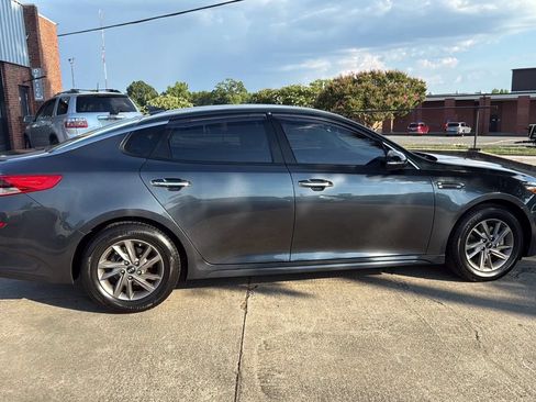 Used 2020 Kia Optima LX FWD image 6