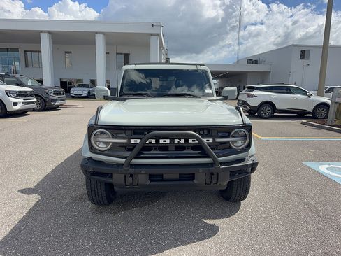 Certified 2024 Ford Bronco Outer Banks AWD/4WD image 3