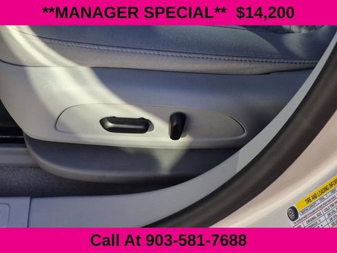 Used 2019 GMC Acadia SLE image 25