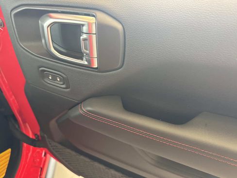 New 2026 Jeep Wrangler Unlimited Rubicon image 25