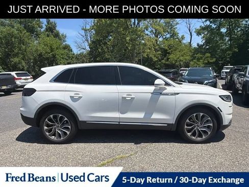 Used 2022 Lincoln Nautilus Reserve AWD/4WD image 9