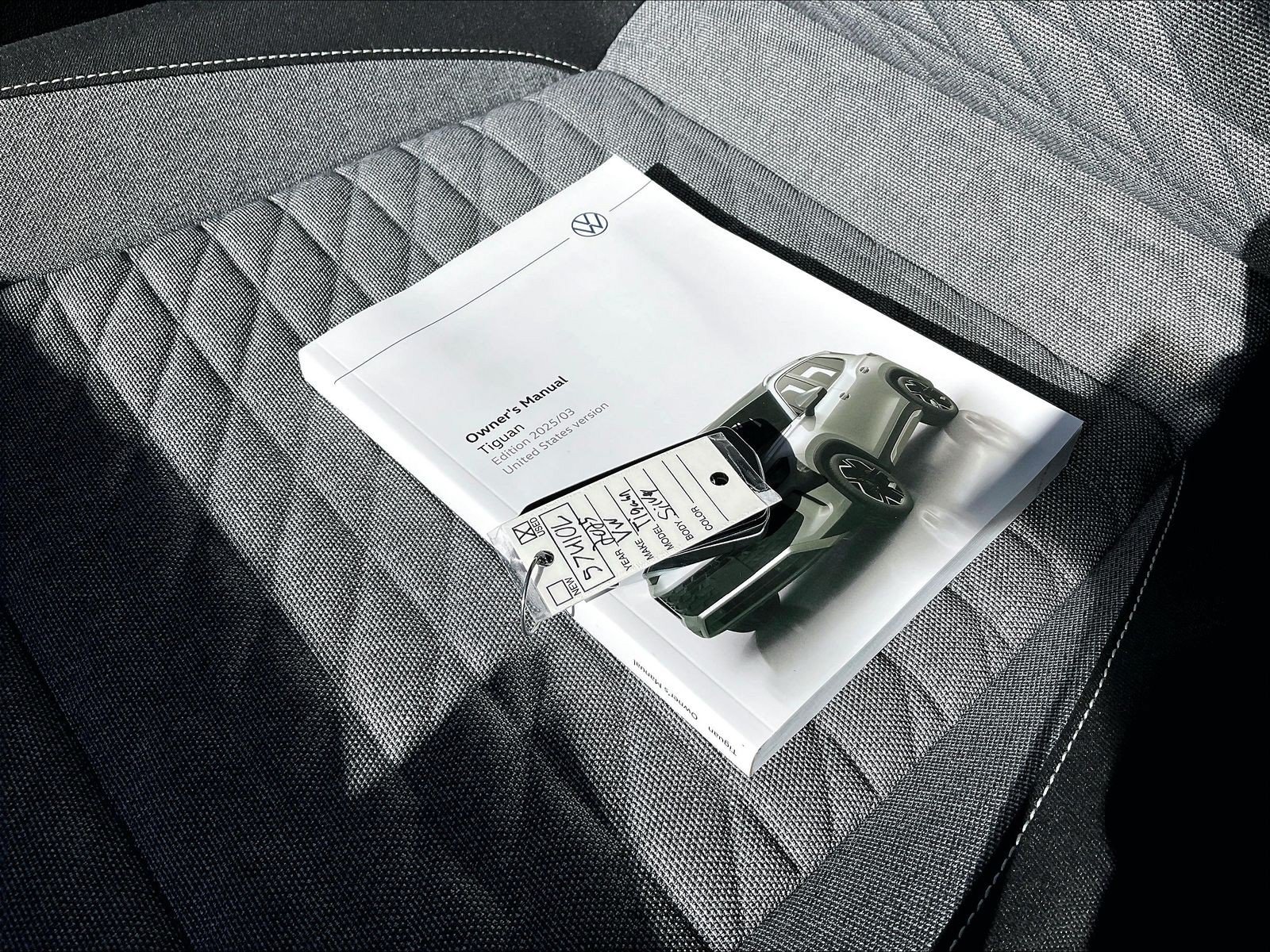 Certified 2025 Volkswagen Tiguan S AWD/4WD image 10