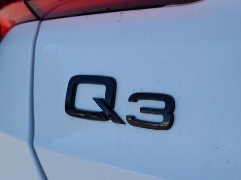 Used 2024 Audi Q3 2.0T Premium Plus image 8