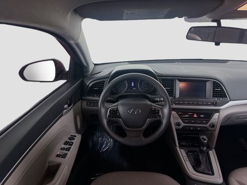 Used 2018 Hyundai Elantra SEL image 17