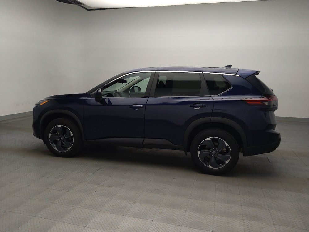 Used 2025 Nissan Rogue SV AWD/4WD image 3