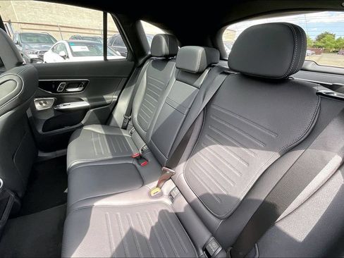 New 2026 Mercedes-Benz GLC 300 4MATIC image 10