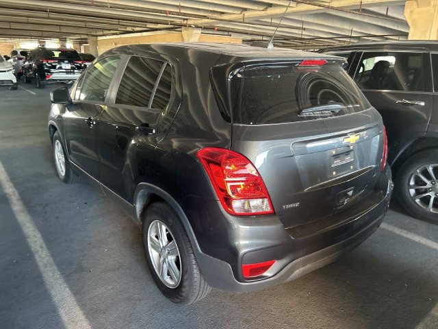 Used 2020 Chevrolet Trax LS w/ Tint and Cruise Package FWD image 2