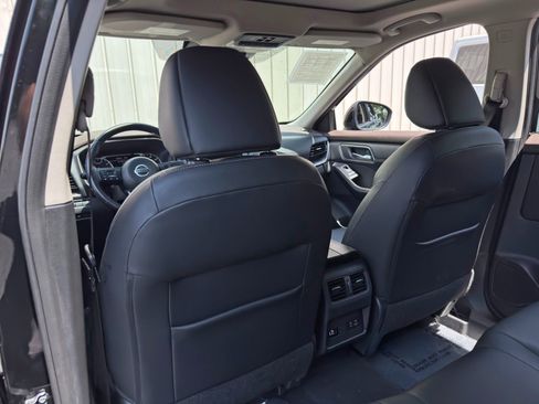 Used 2021 Nissan Rogue SL FWD image 29
