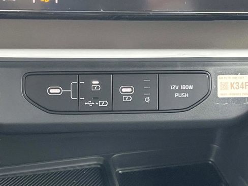 New 2026 Kia Carnival EX FWD image 27