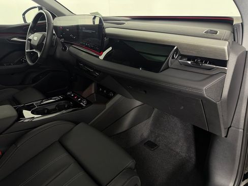 Used 2025 Audi Q6 e-tron Premium Plus w/ Premium Plus AWD/4WD image 14