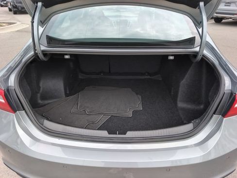 Used 2024 Chevrolet Malibu LT FWD image 5