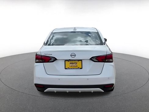 Used 2025 Nissan Versa SV FWD image 12