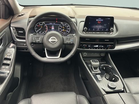 Used 2023 Nissan Rogue SV w/ SV Premium B Package AWD/4WD image 12