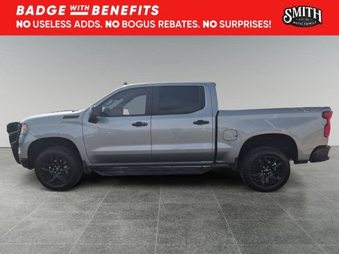 Used 2025 Chevrolet Silverado 1500 LT Trail Boss w/ Convenience Package II AWD/4WD image 7