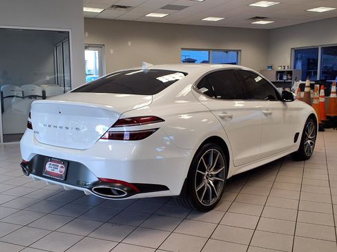 Used 2025 Genesis G70 2.5T RWD image 5