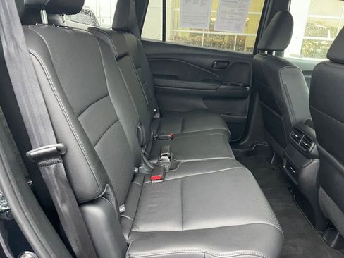 Certified 2024 Honda Passport EX-L image 28