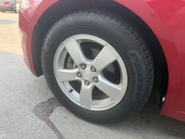 Used 2012 Chevrolet Cruze LT FWD image 19