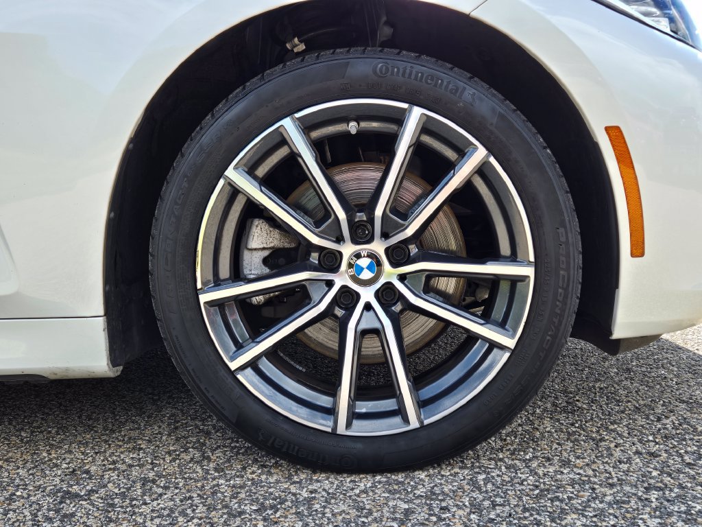 Used 2024 BMW 430i xDrive Convertible w/ Premium Package AWD/4WD image 11